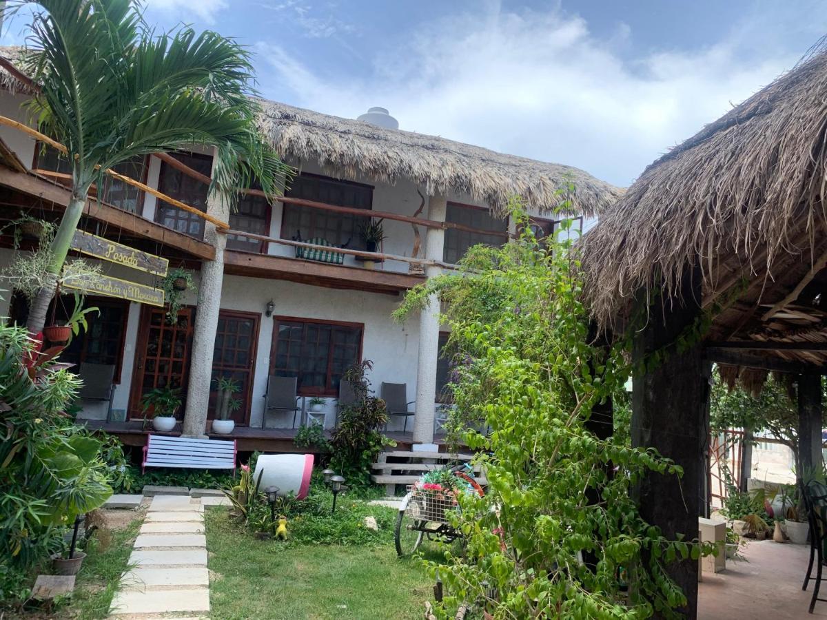 Hotel Don Panchon Y Maruxa à Holbox Extérieur photo