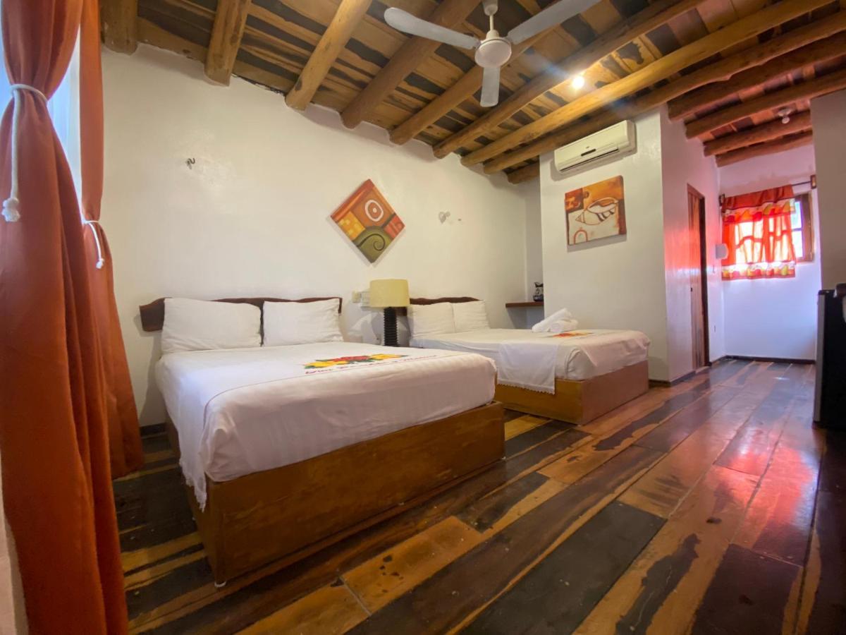 Hotel Don Panchon Y Maruxa à Holbox Extérieur photo